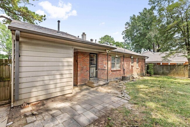Building Photo - 5191 Mason Rd