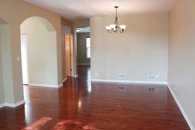 Building Photo - 1157 Georgetown Way