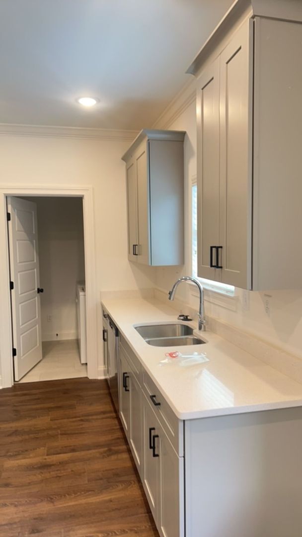 Building Photo - 507 Mdw Crst Cir