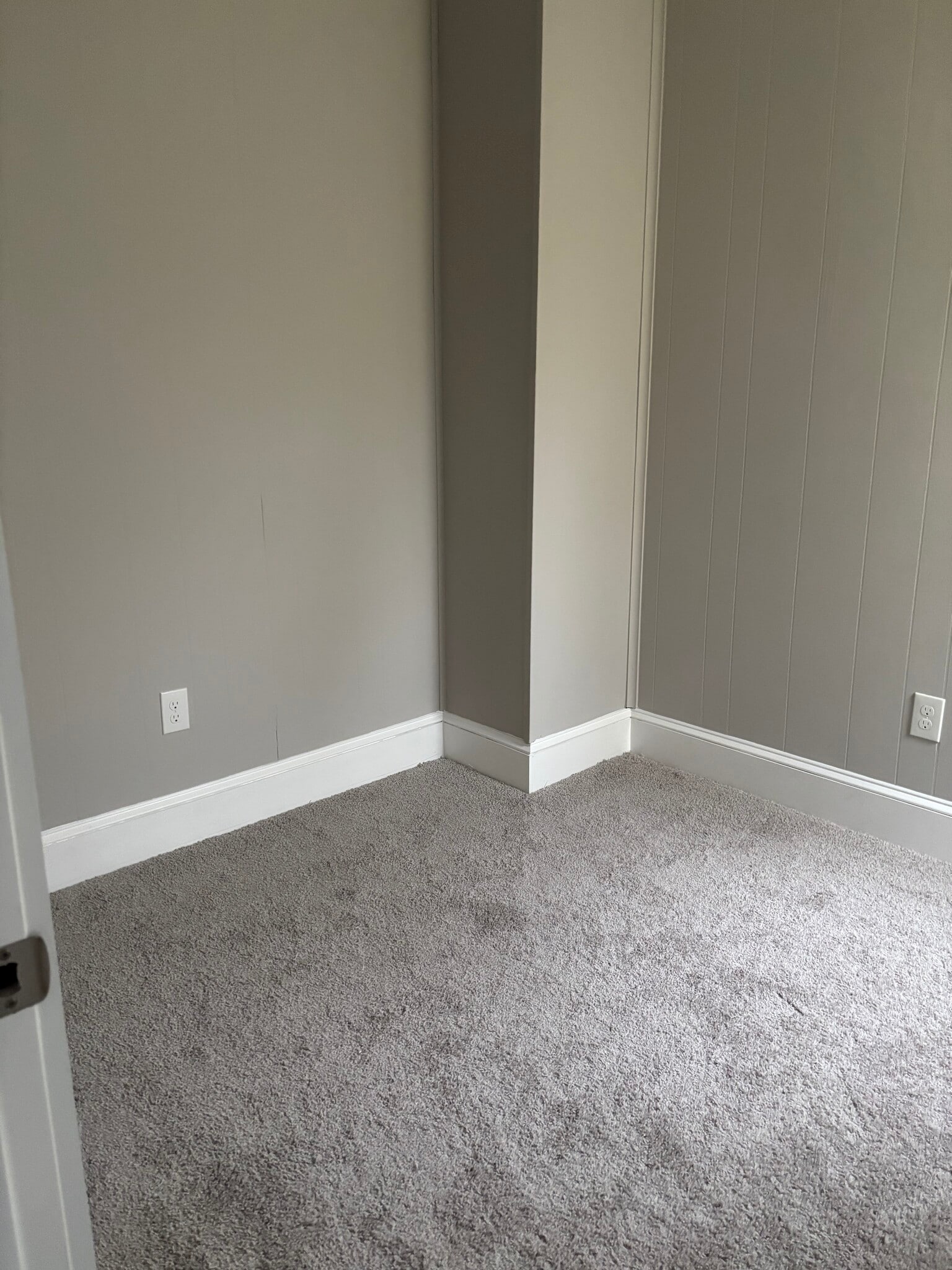 BEDROOM - 614 Hunter St