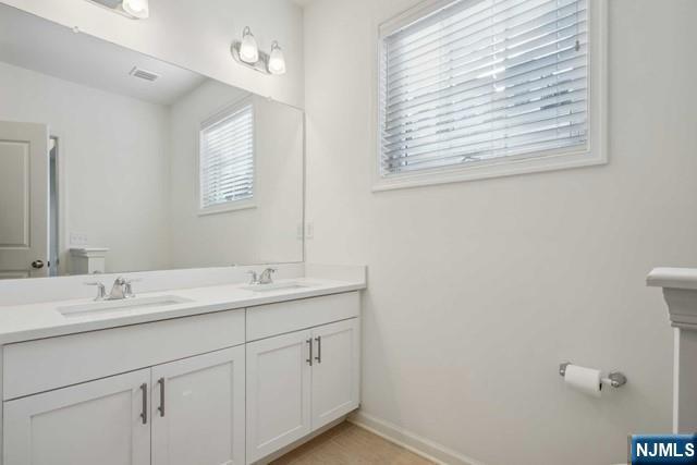 Building Photo - 247 Bradley Dr