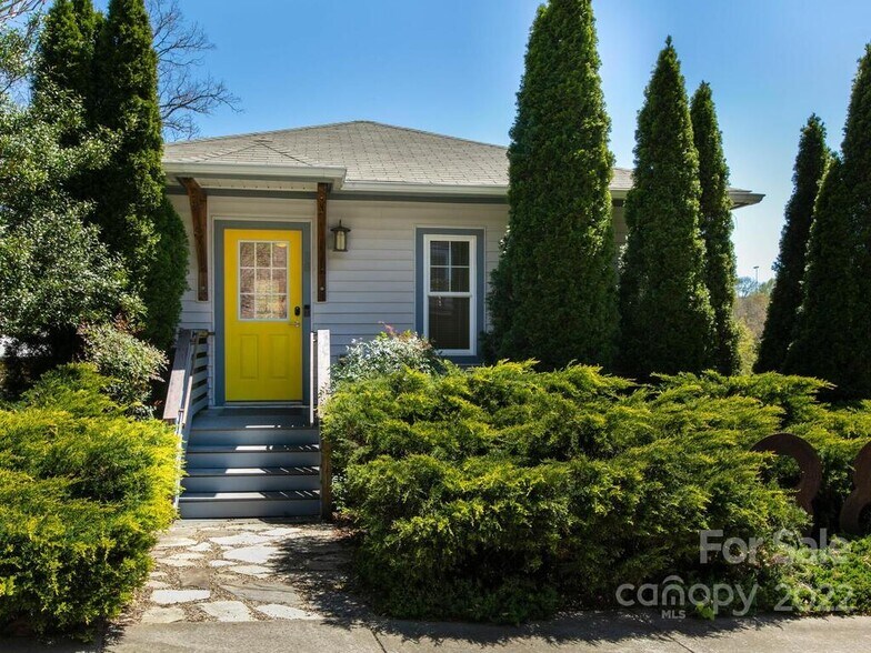 Primary Photo - 38 Jefferson Dr