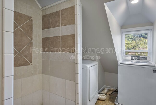 Building Photo - 3408 Missouri Ave