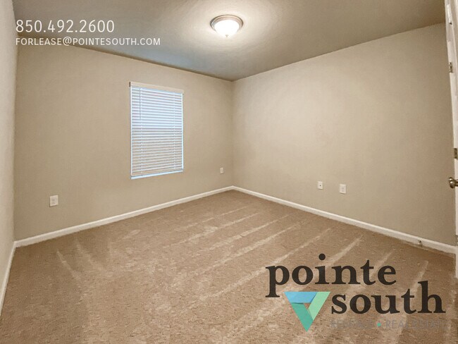 Building Photo - 7063 Abigail St