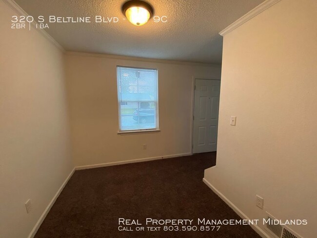 Building Photo - Woodland Terrace Townhouse!