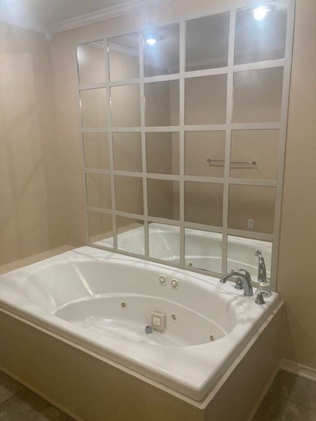 Building Photo - Orange Grove 3 Bedroom