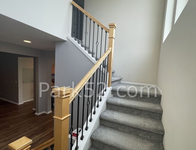 Building Photo - Beautiful 4 Bedroom 3 Bath In The Saddle Creek Community In Fife!