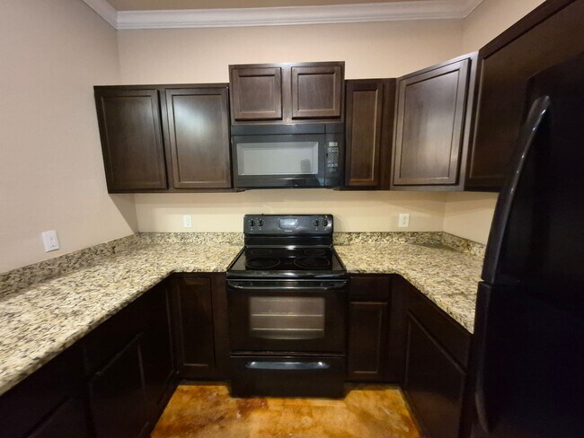 Building Photo - 6311 Attucks Ln