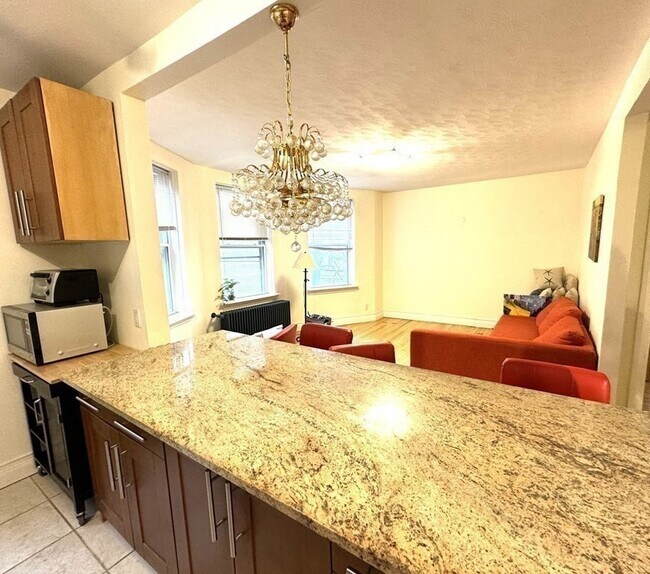 Building Photo - 89 Mason Terrace