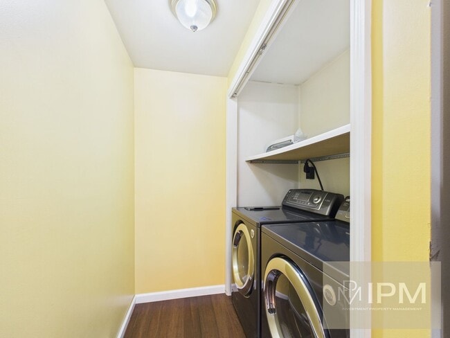 Building Photo - Bright Modern 3 Bedroom, 2 Bath Home in Eastern York Schools!