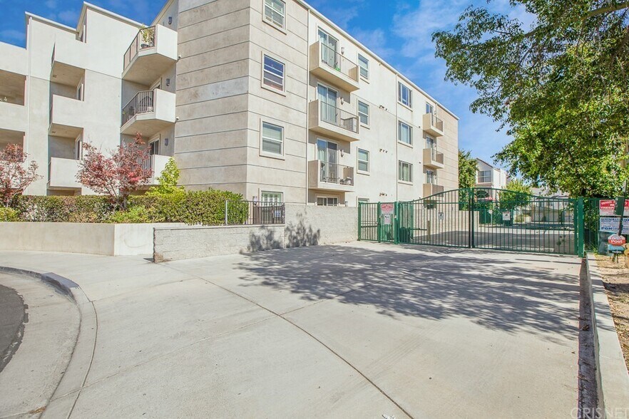 Building Photo - 14412 Killion St