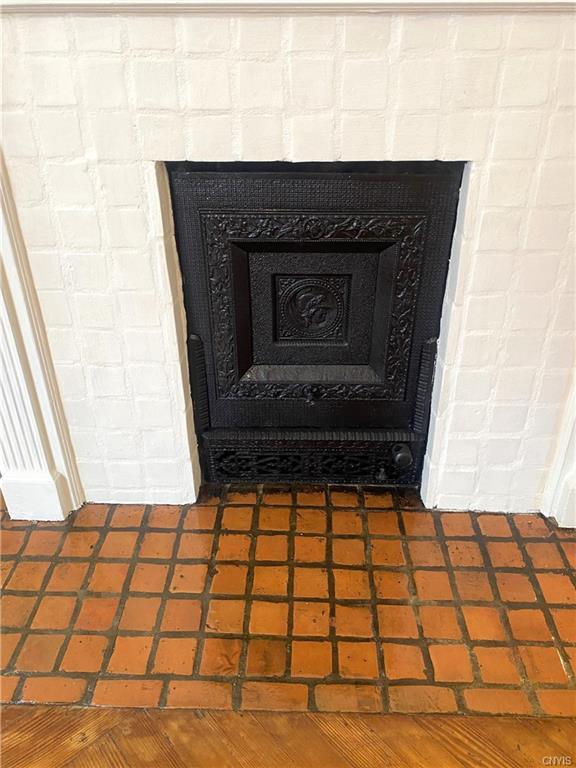 Building Photo - 412 Douglas St