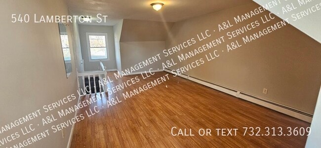 Building Photo - 540 Lamberton St