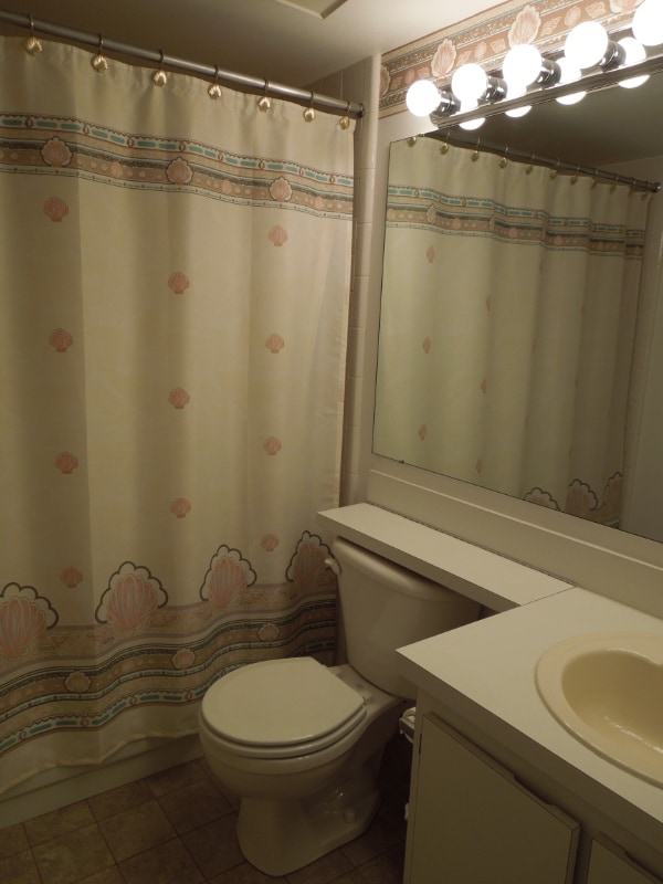 Building Photo - 2699 Pine Ridge Way E