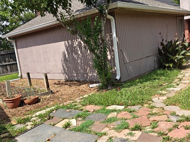 Building Photo - 3446 Mimosa Way