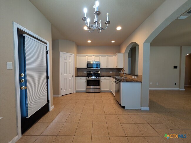 Building Photo - 2587 Diamondback Trail