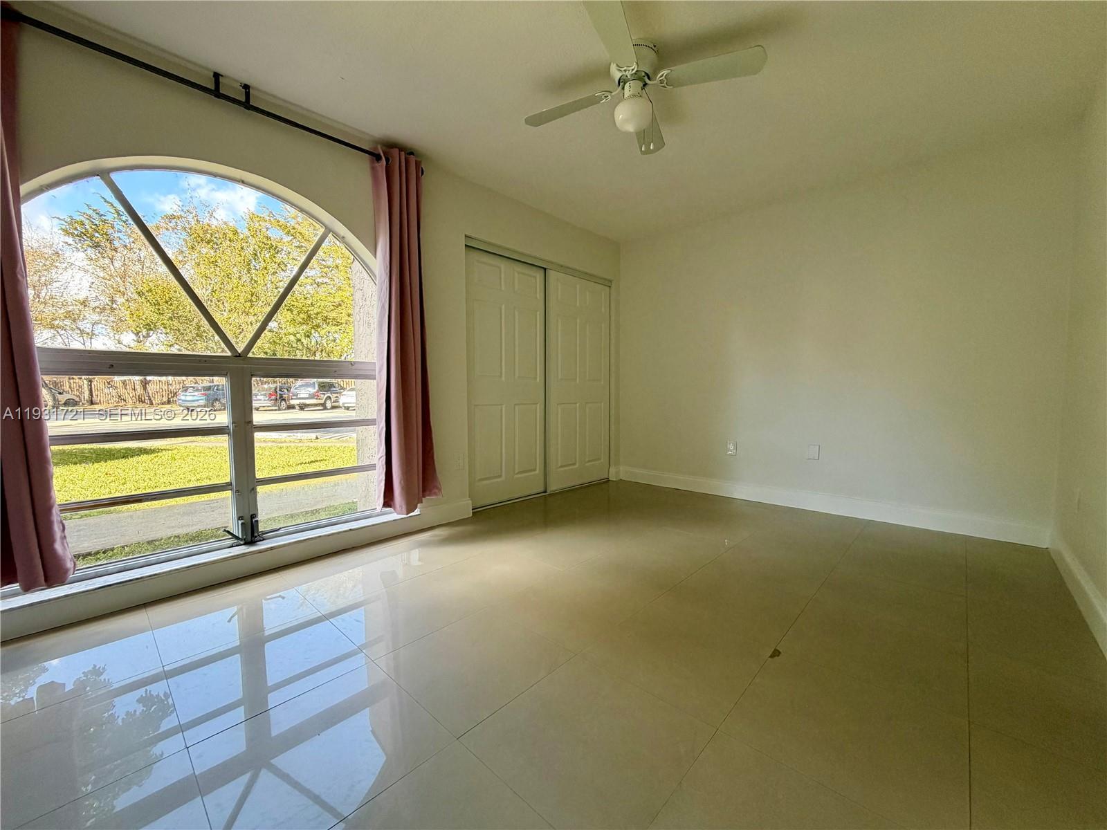 Building Photo - 10651 SW 108th Ave