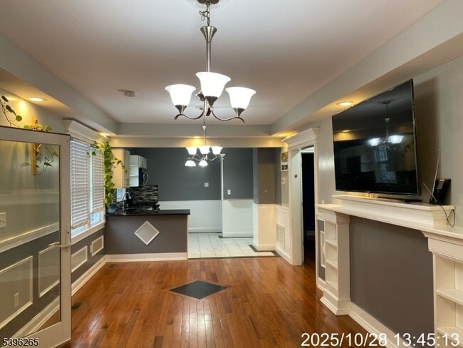 Building Photo - 139 Western Pkwy