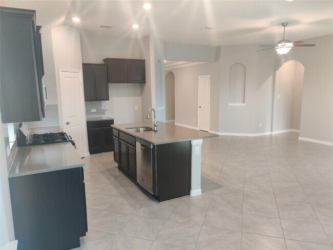 Building Photo - 3332 Lauren Nicole Ln