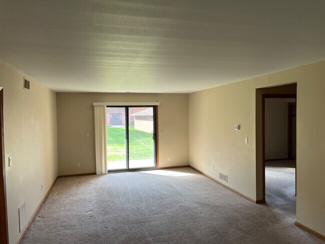 Building Photo - Nehemiah Properties-Building 2