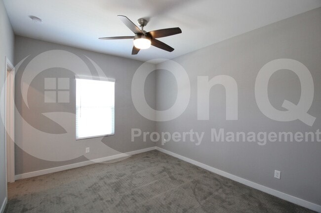 Building Photo - 2234 W El Caro Dr