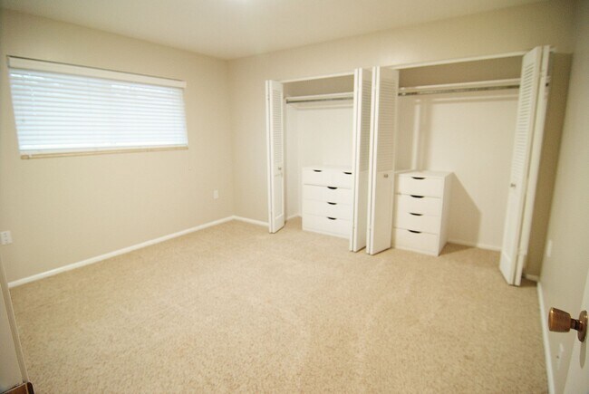 Building Photo - Spacious 6 Bed / 3 Bath Home in Rigby!