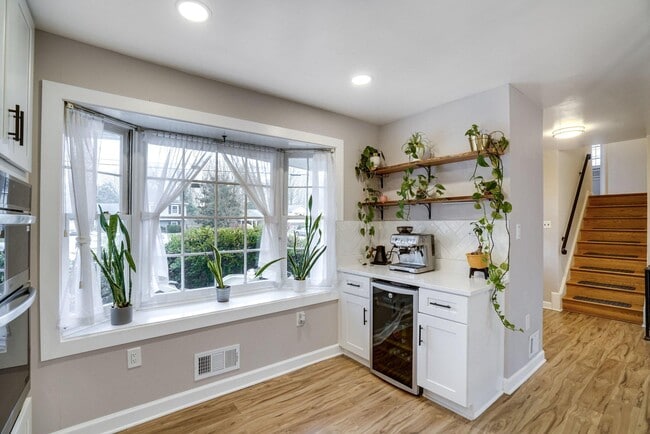 Building Photo - 8722 Falkstone Ln