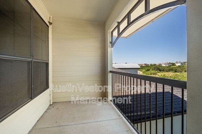 Building Photo - 7701 Rialto Blvd