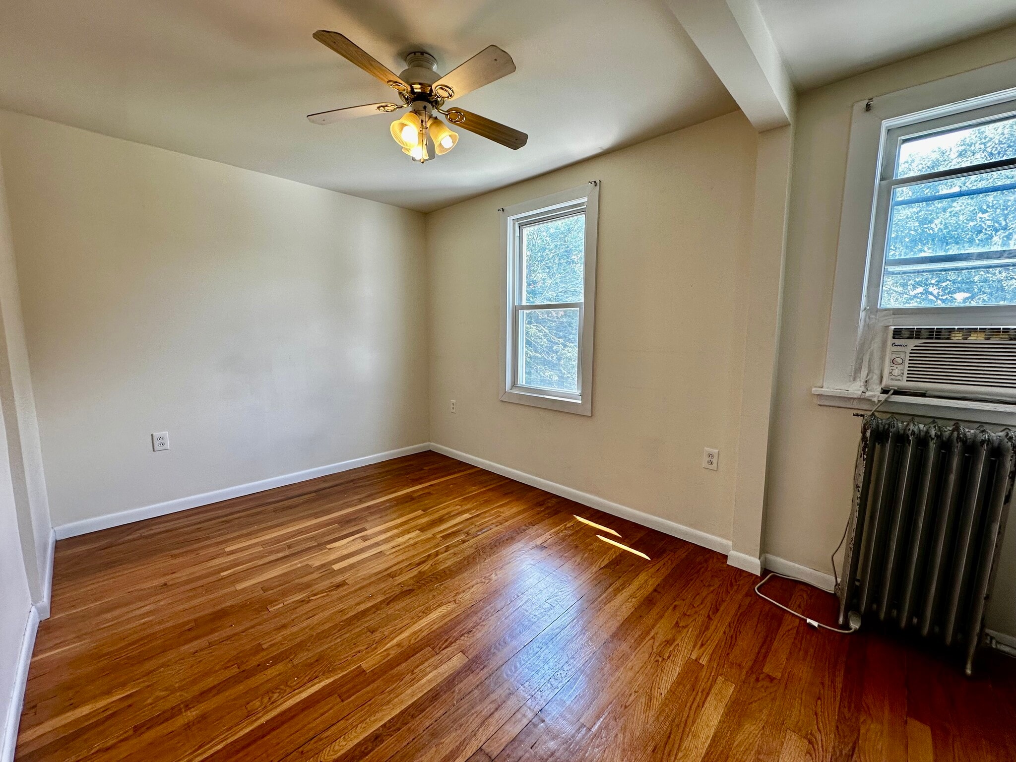 BR#1 - 1585 Bergen Blvd