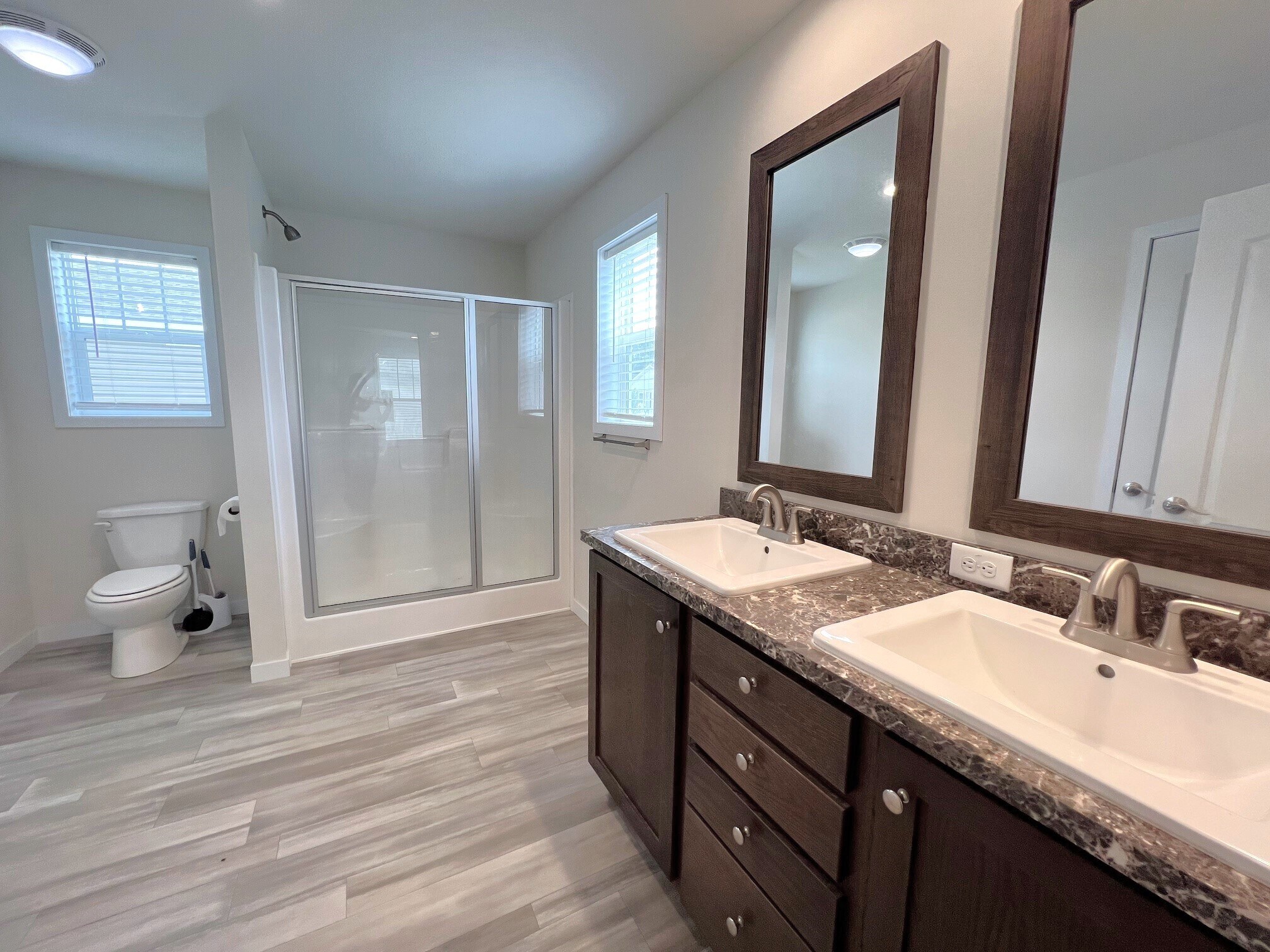 Building Photo - 5355 Coventry Dr