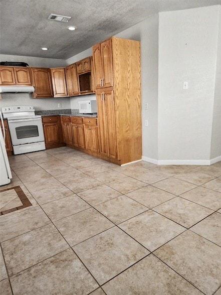 Building Photo - 5617 Avenue R