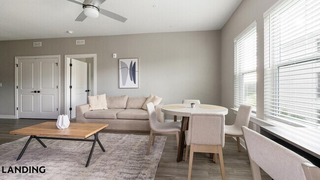 Building Photo - 3050 Steeple Cir