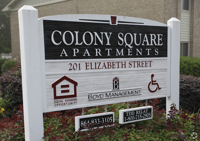 Building Photo - Colony Square Apartments