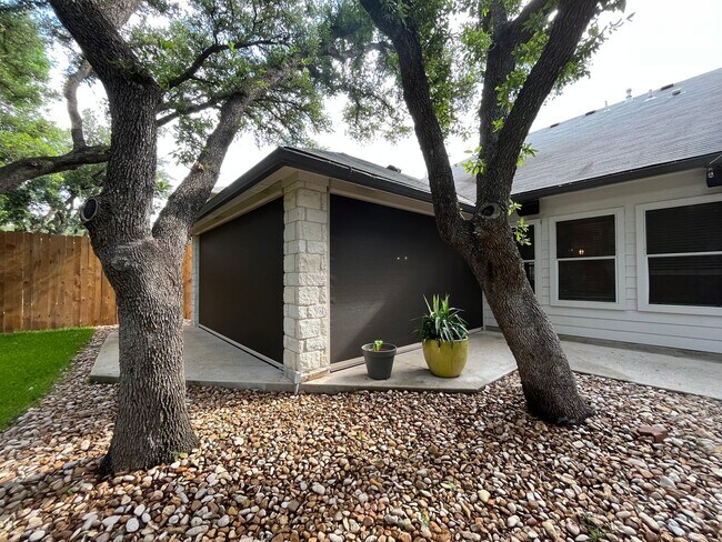 Building Photo - Spacious 3/2.5 in Anderson Mill with AMAZI...