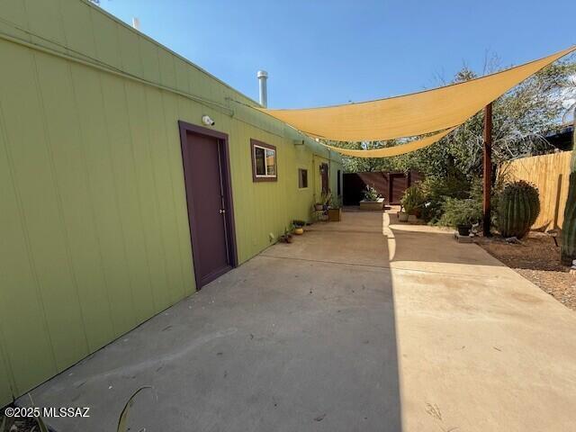 Building Photo - 4426 E Linden St