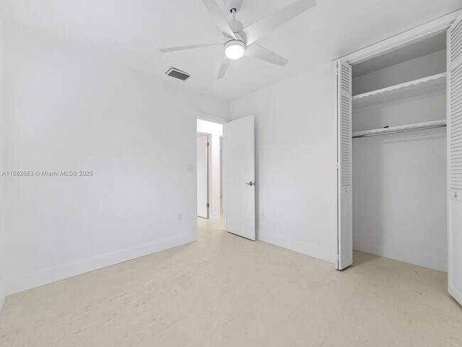 Building Photo - 17721 SW 84th Ct