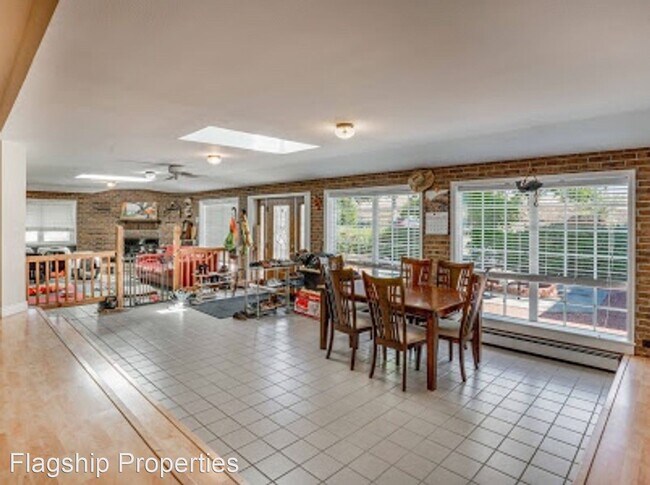 Building Photo - 3 br, 2.5 bath House - 3942 County Road 1.5