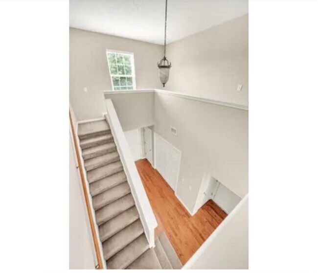 Building Photo - 182 Antler Ridge Cir