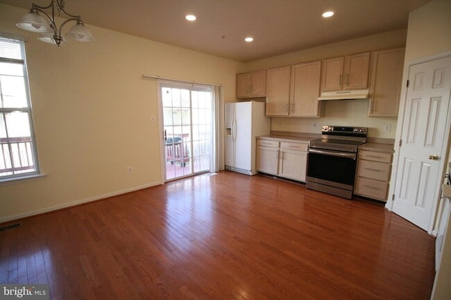 Building Photo - 4158 Brown Bark Cir