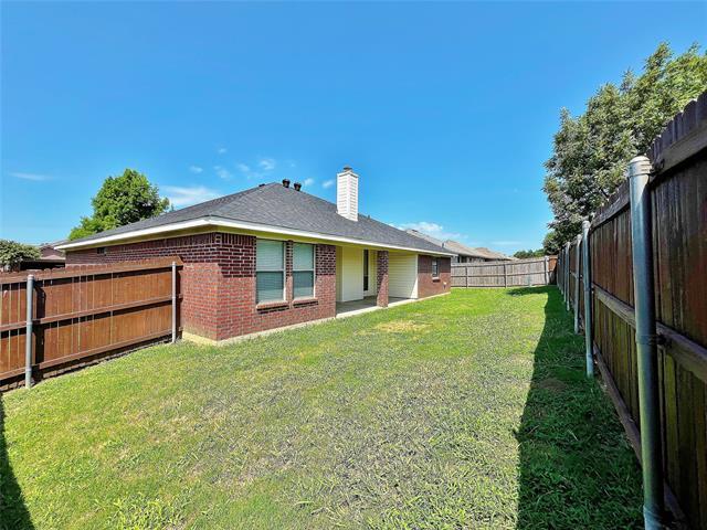 Building Photo - 600 Bretts Way