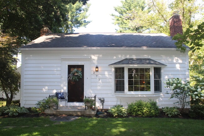 Building Photo - 275 Woodland Dr