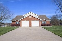 Building Photo - 5981 E Limoges Dr