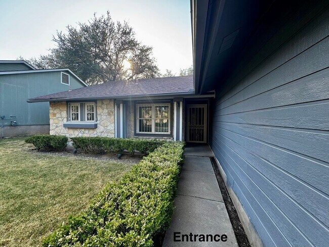 Building Photo - 8514 Red Willow Dr