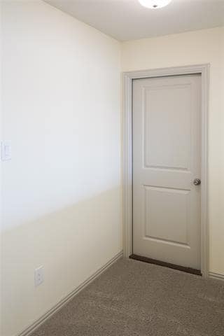 Building Photo - 2401 Cort Dr