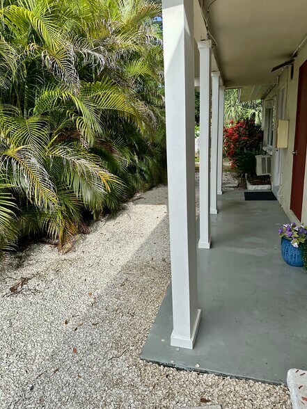 Building Photo - 524 Florida Ave