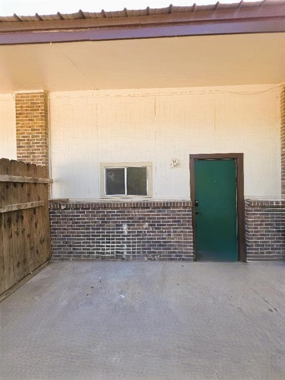 Building Photo - 100 Quail Run Rd