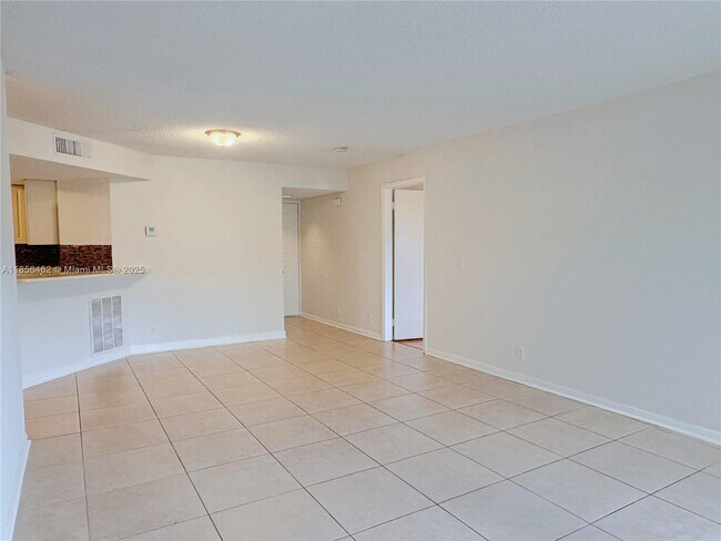 Building Photo - 9055 Wiles Rd