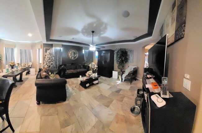 Building Photo - Westside One Story Home
