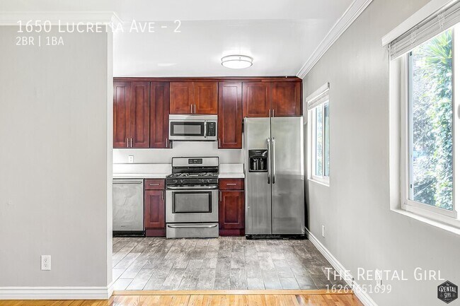Building Photo - 1650 Lucretia Ave