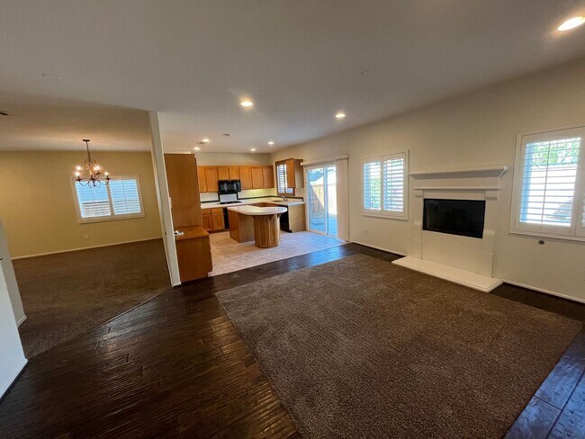 Building Photo - 35736 Emily Ave